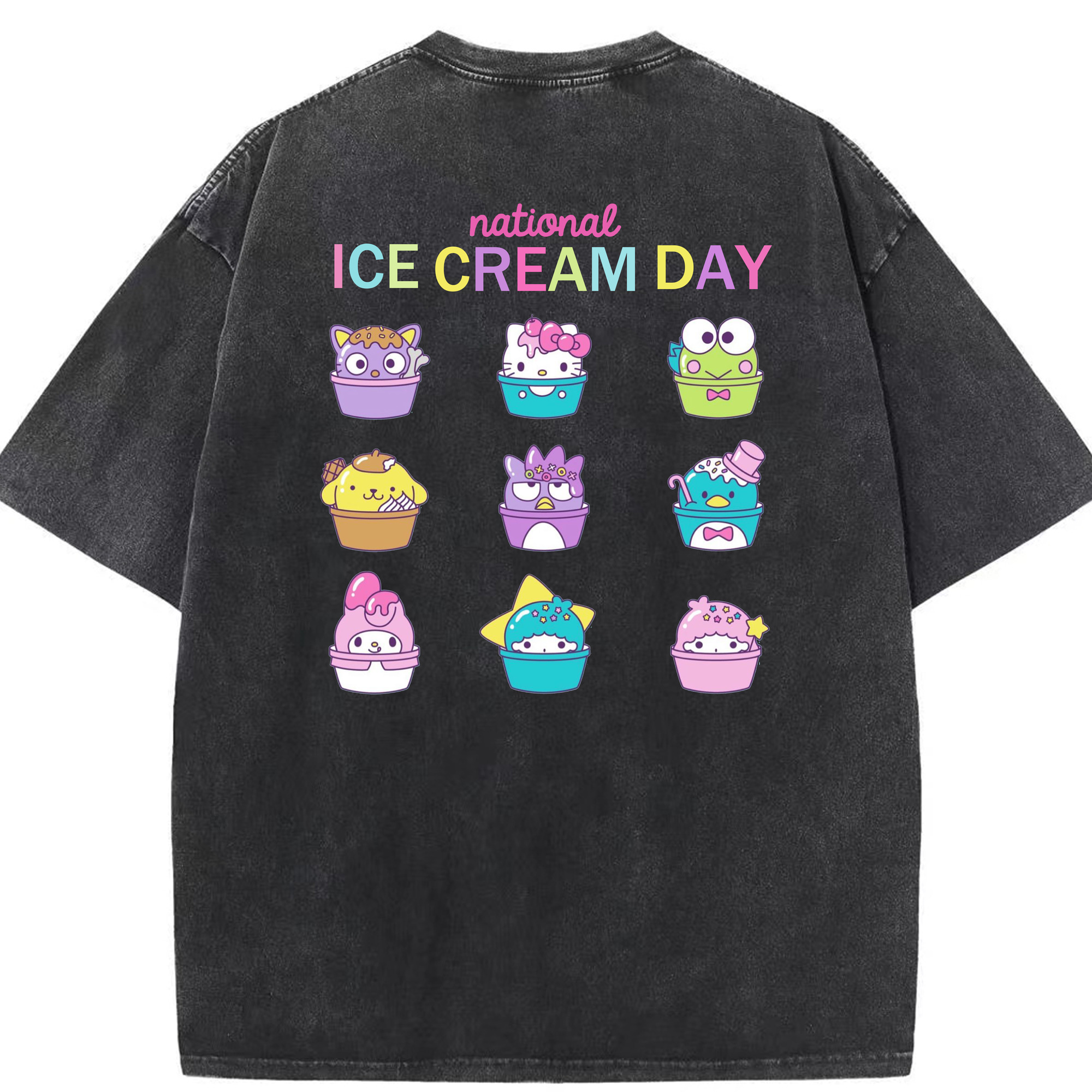 サンリオファミリー - 綿100％ ヴィンテージ風 半袖Tシャツ ・ 背面プリント ・ 柔らか肌触り ・ 通気性 快適 ・ スポーツ カジュアル 外出用